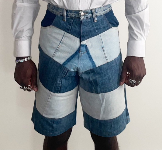 Symmetry Panel Denim Jort